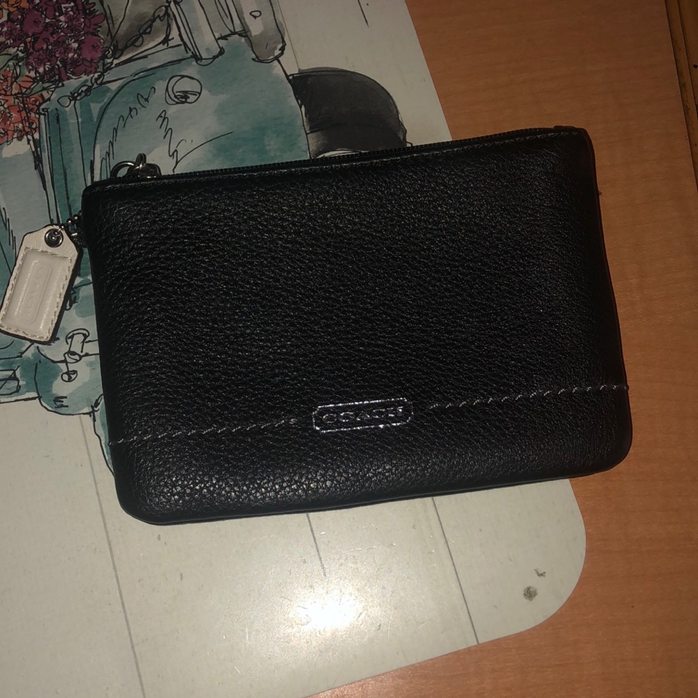Small Coach Wallet with Top Zipper